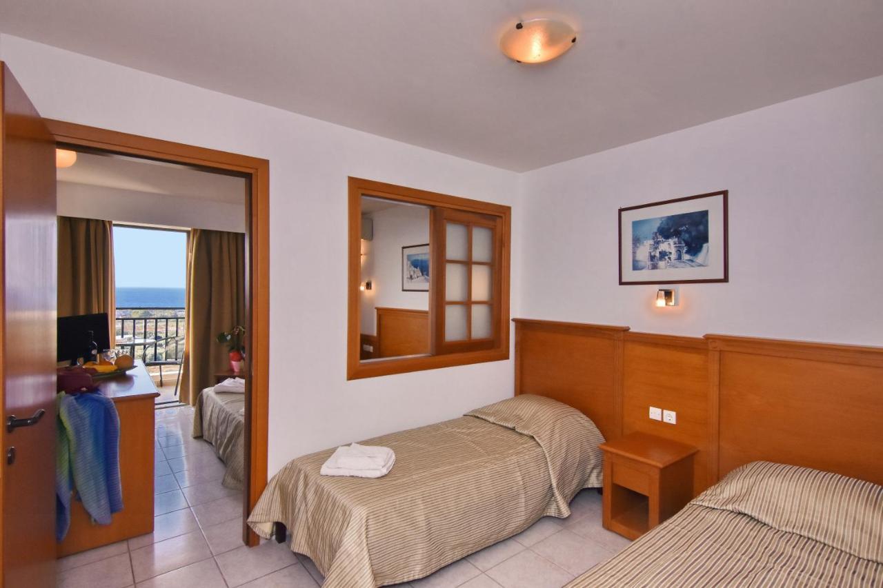 Ocean Heights View Hotel Аниссарас Экстерьер фото