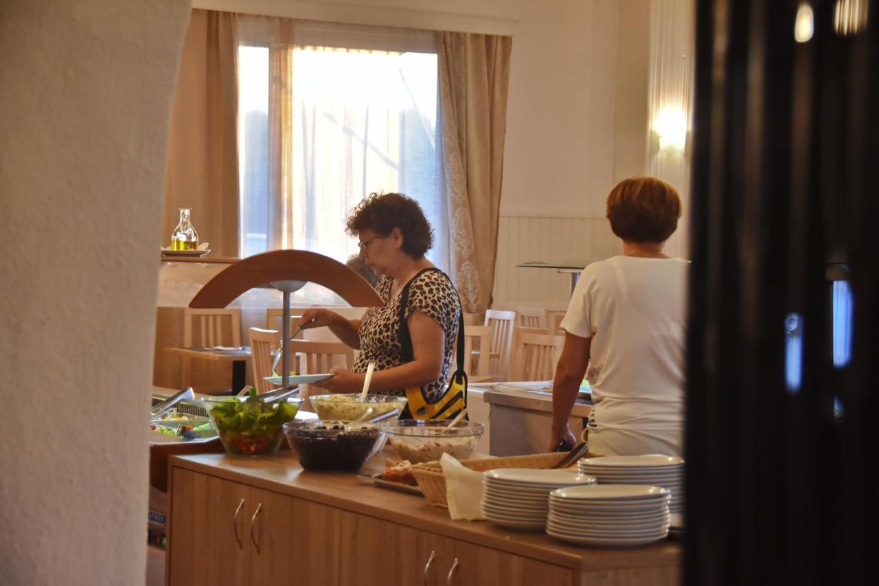 Ocean Heights View Hotel Аниссарас Экстерьер фото