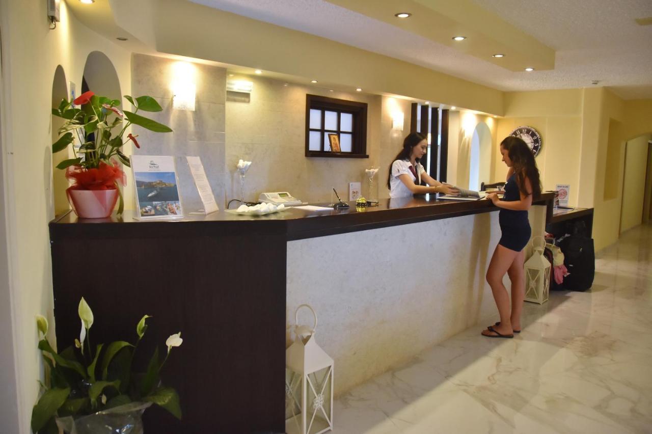 Ocean Heights View Hotel Аниссарас Экстерьер фото
